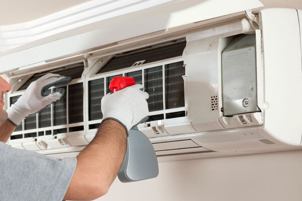 Controlli di resa e consumi climatizzatore